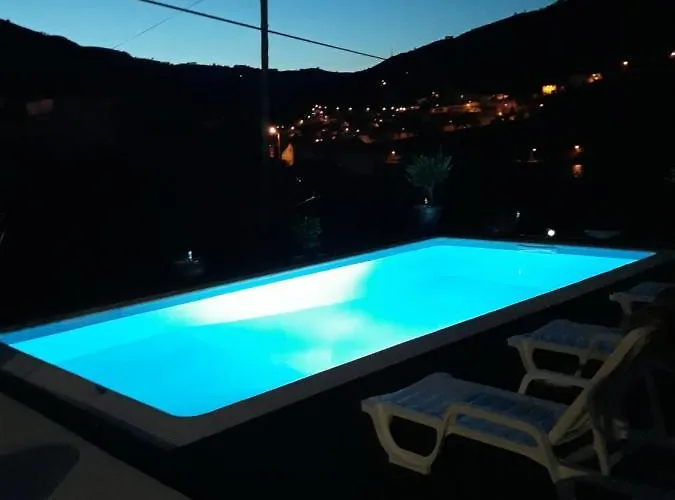 Casa Da Padaria Feriehus Folgosa (Viseu)